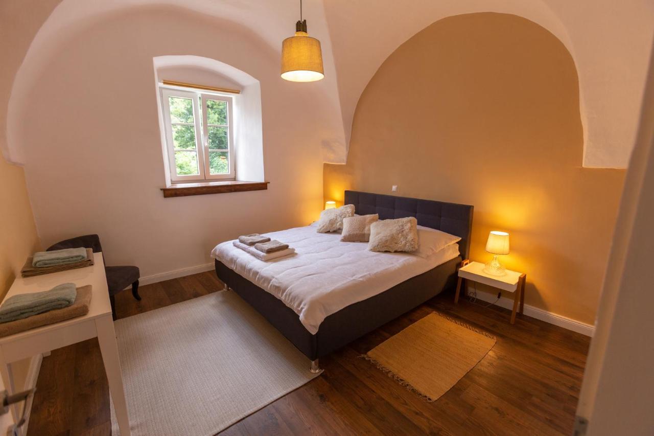 Pferdegut Schloss Treffen Apartments Gortschach  Eksteriør bilde